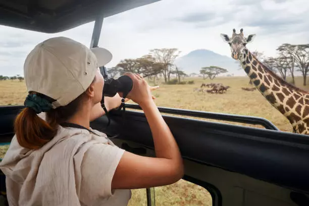 Woman-tourist-safari- Africa