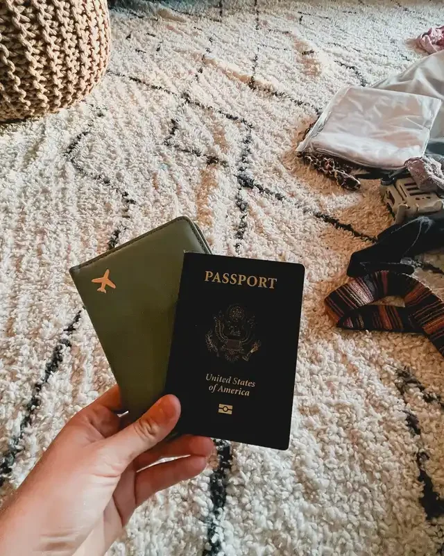 10 Travel Essentials Vacationers Often Forget