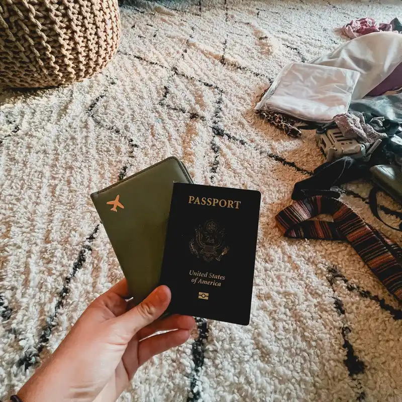 10 Travel Essentials Vacationers Often Forget