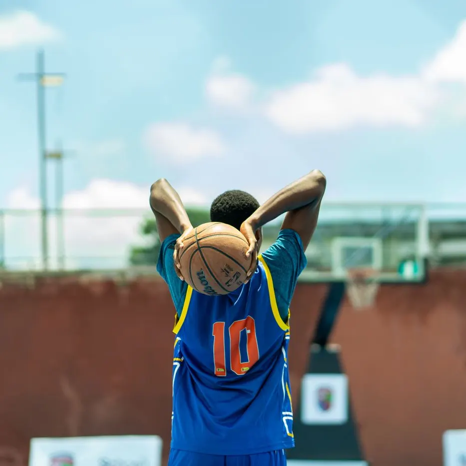 8 Awesome Health Benefits of Playing Basketball