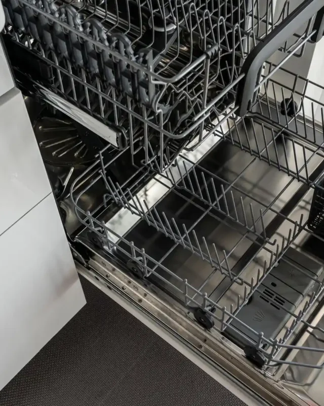Buy Built-In Dishwasher Online in India – Top Features & Glen Option