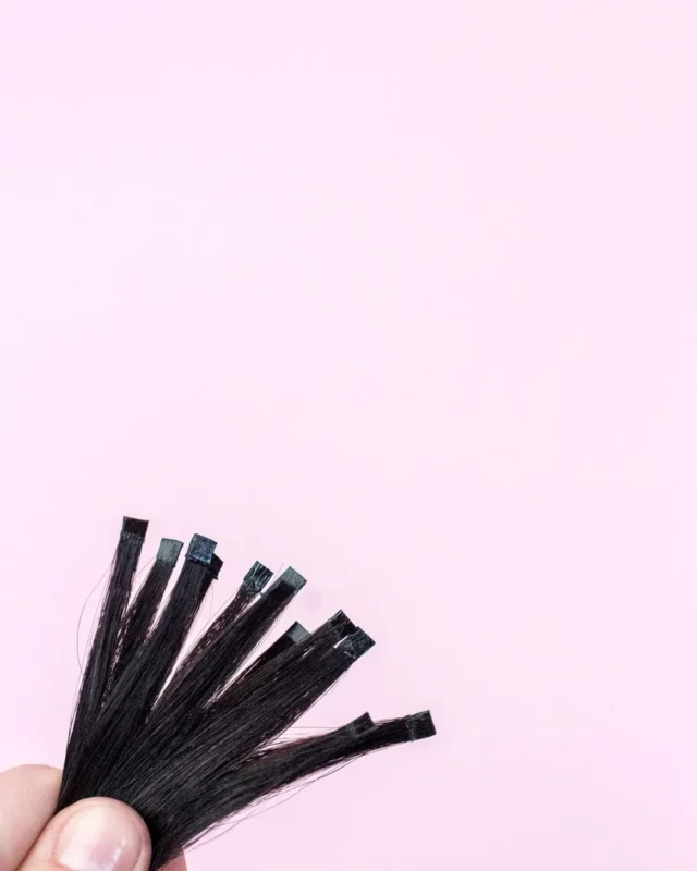 How to Pick the Right Shade When Buying Clip-in Hair Extensions