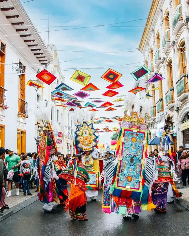 Carnaval 2025 in Ecuador: Tradition and Celebration