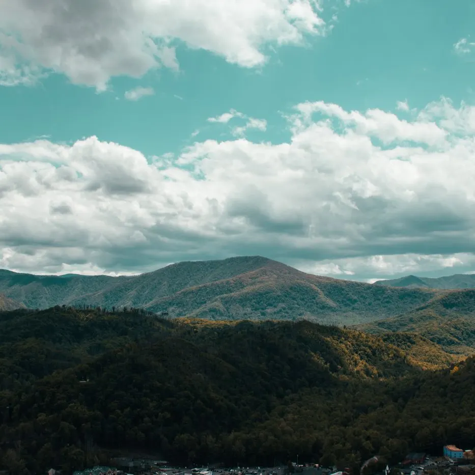 8 Reasons to Choose Pigeon Forge for Your Next Vacation