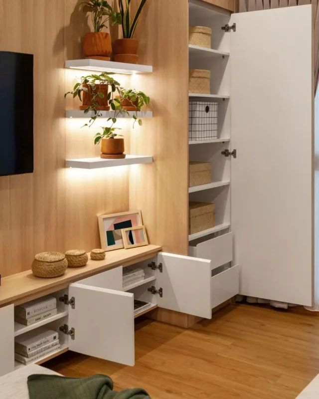 Cupboards TV Features & Designs