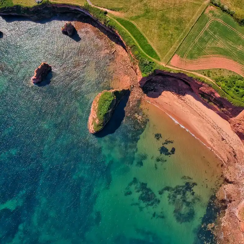 How to Find the Best Places to Stay in Devon?