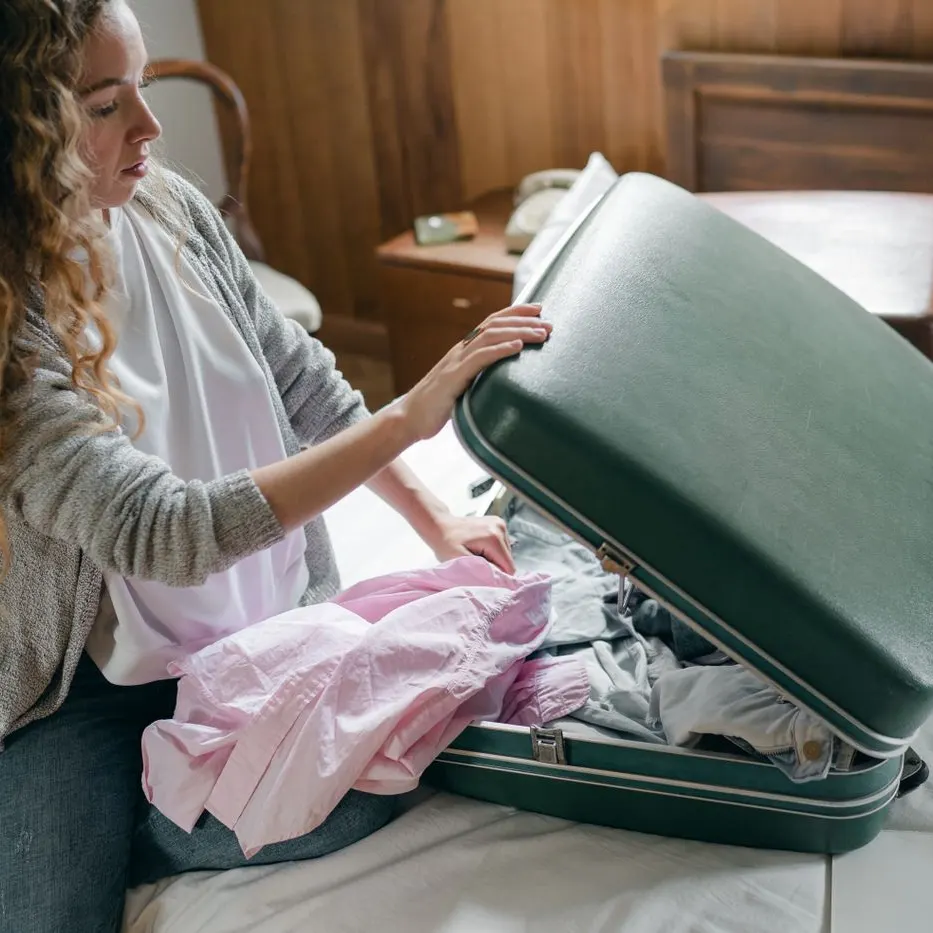 5 Things Every Woman Should Pack When Going On A Trip