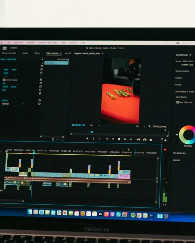 Guide to editing travel videos online