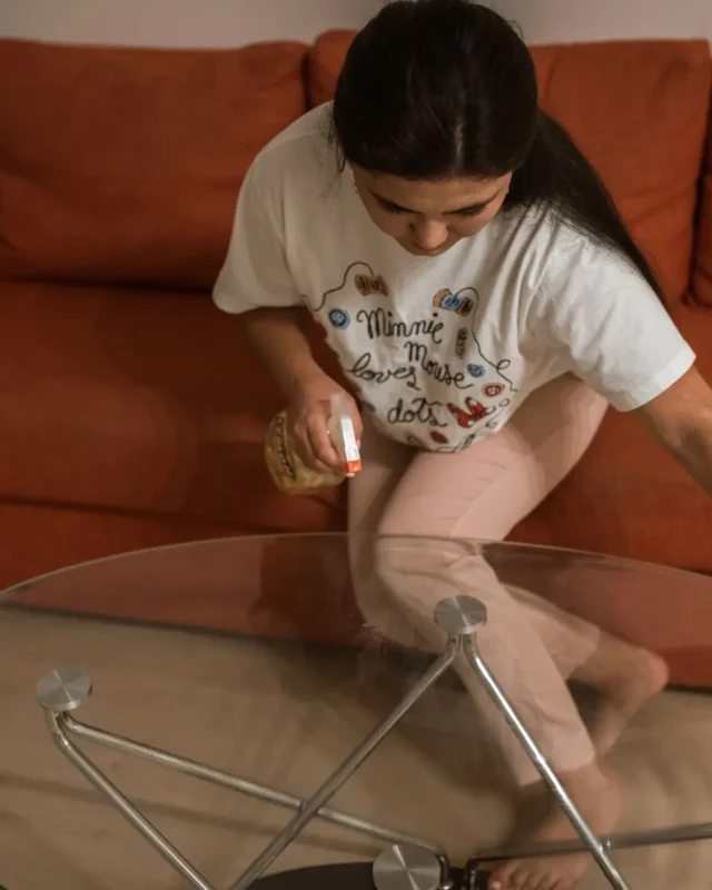 Helpful Methods to Remove Oil Stain from Sofas