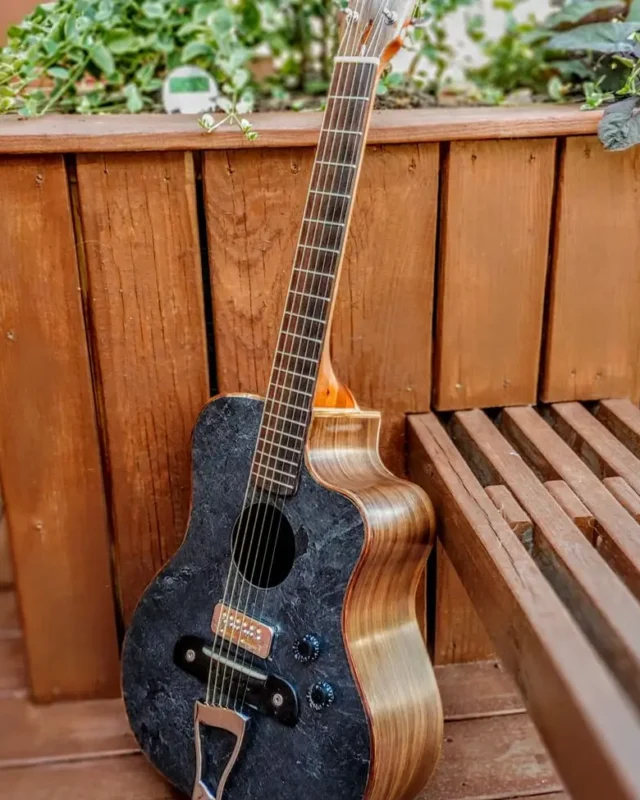 How to Choose the Best Travel Guitar for Your Needs