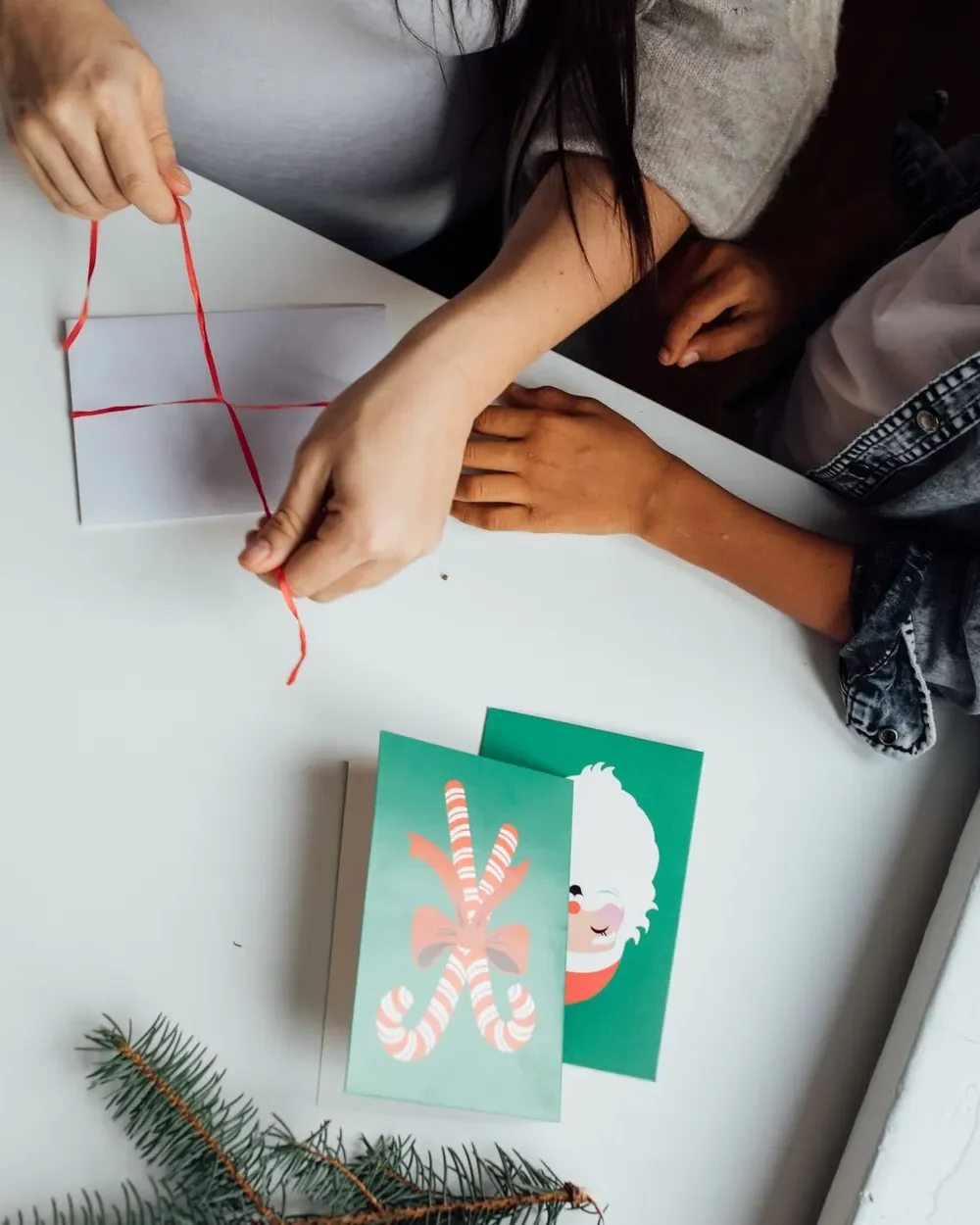 How To Include Every Family Member On Your Xmas Cards