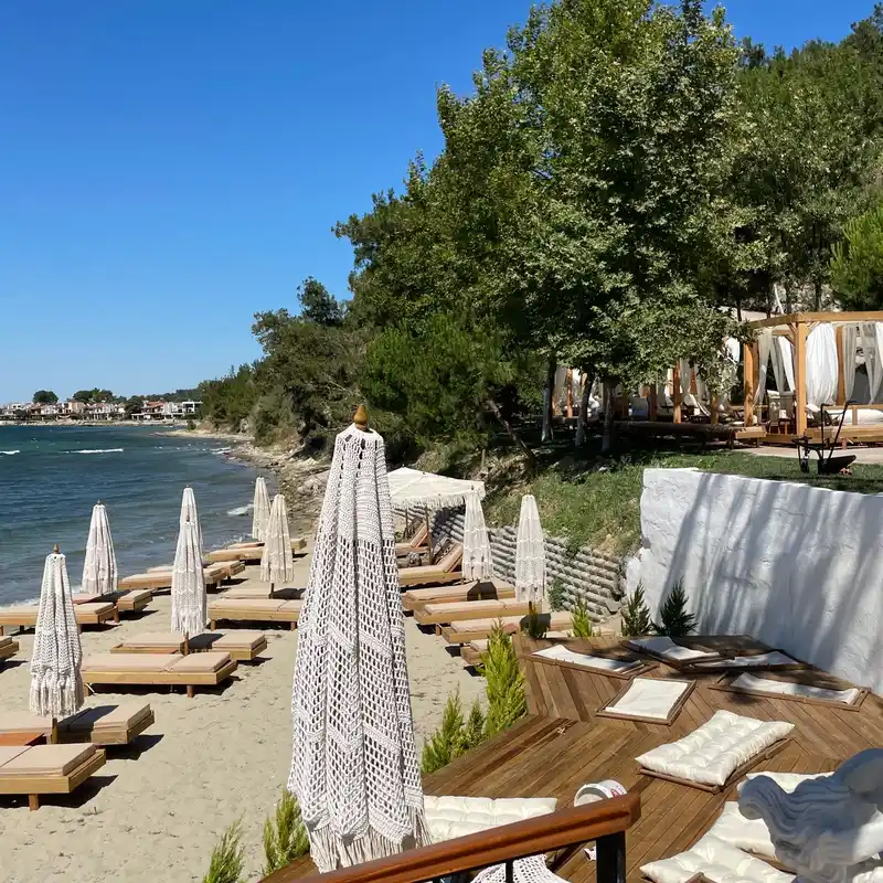 Royal Holiday Vacation Club: Supporting Tourism & The Economy