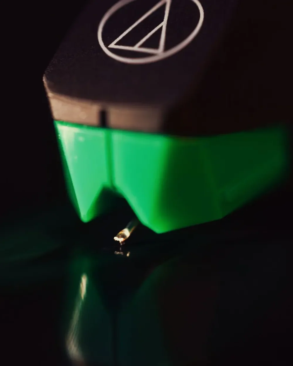 5 Signs That A Turntable Cartridge Or Stylus Has Gone Bad