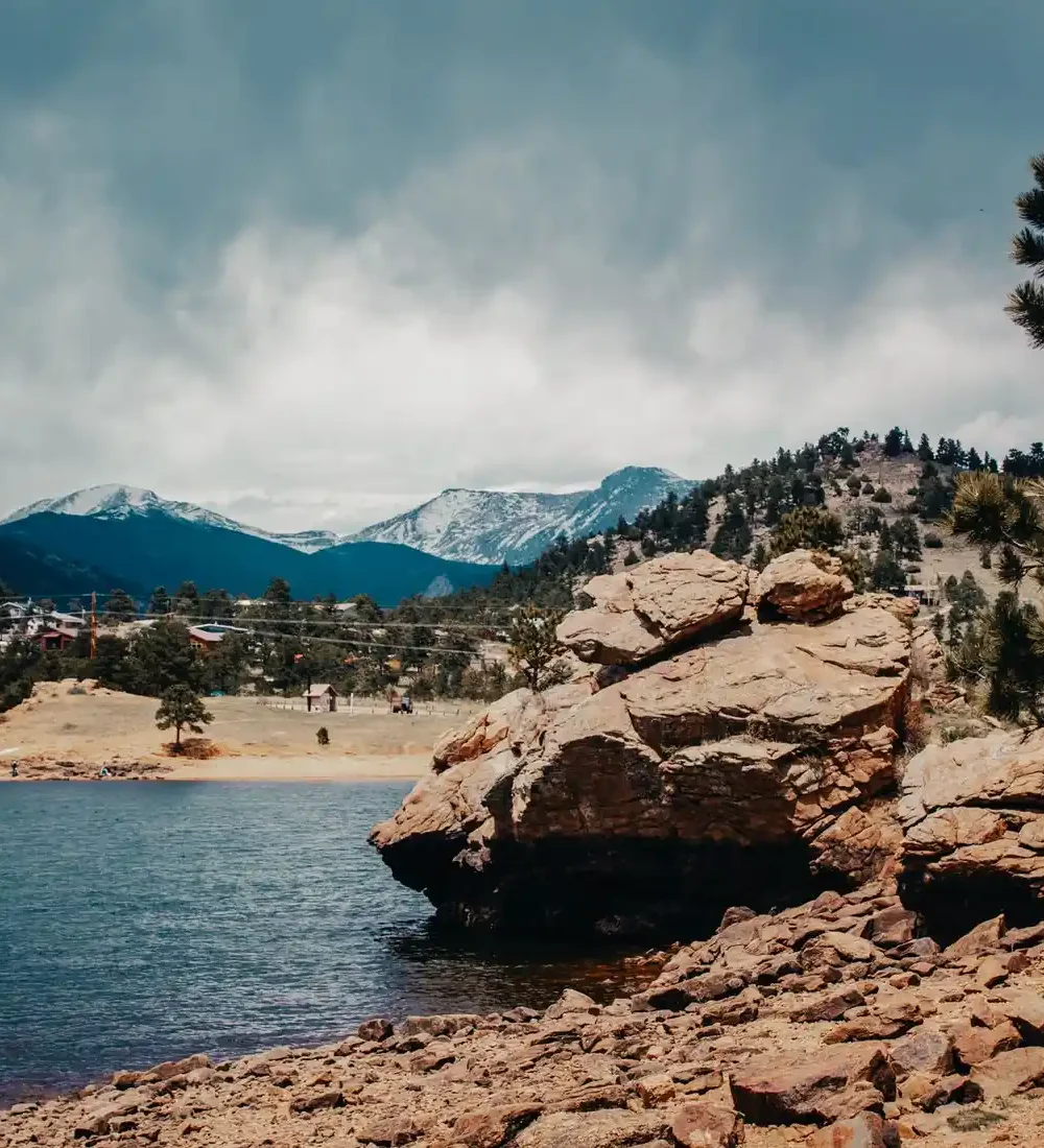 Soda Lake Beach: Colorado’s Hidden Oasis for Fun and Adventure