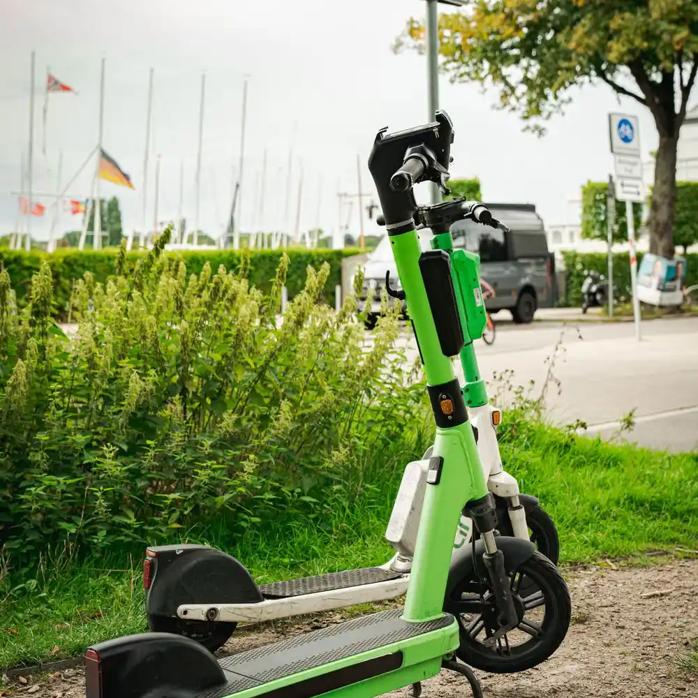 The 5 Best Electric Scooters For Beginners