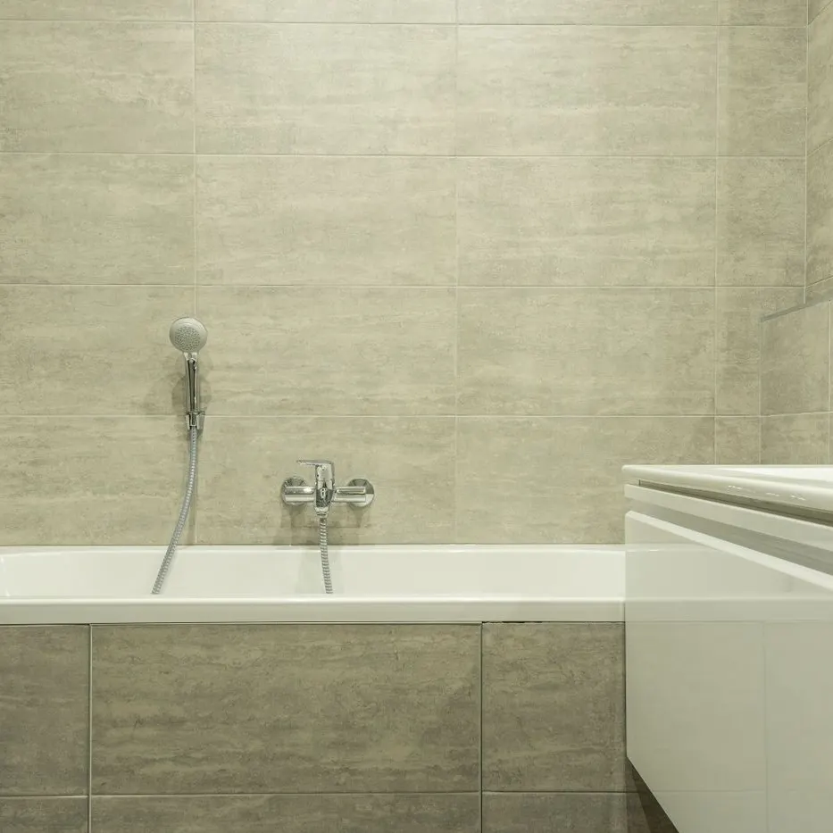 The process of stress-free bathroom tiling