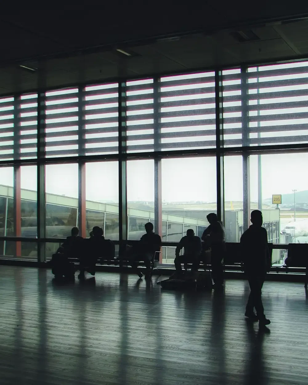 Tips for Passing the Time While Waiting On Your Next Flight