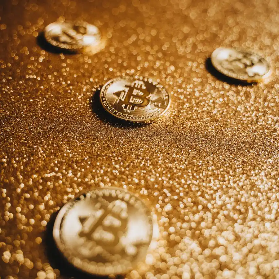 Which trading is the best: Bitcoin or Real Estate?