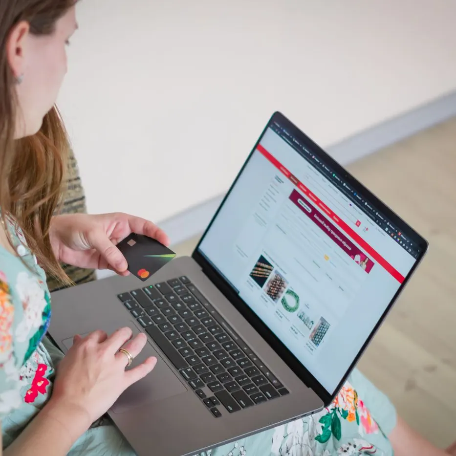 Why online shopping is better?