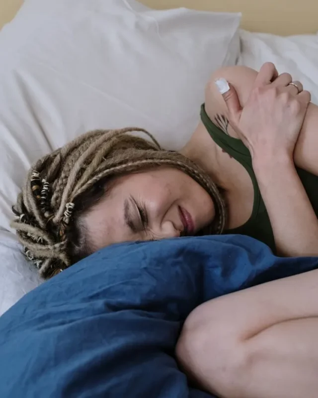 Why Pillow for Knee Pain is Necessary for Maximum Comfort
